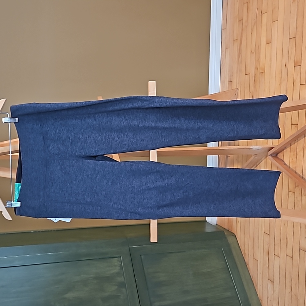 NWT - Tuff Athletics Bootcut leggings XL